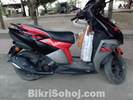 Tvs entorq 125 motorcycle